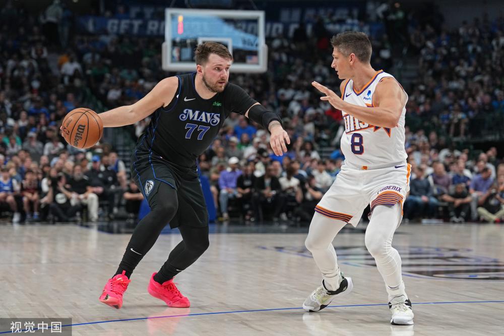 他为一名患 他为一名患