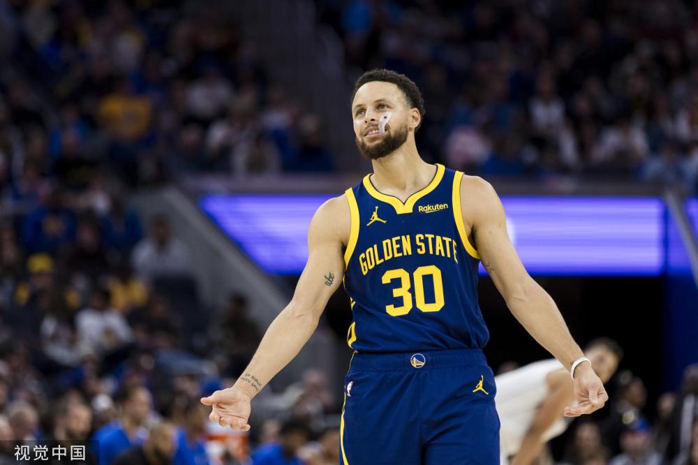 着他在赛场 着他在赛场