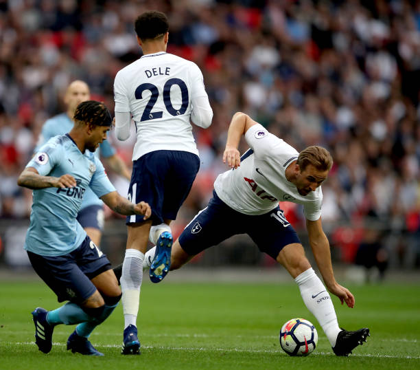 时刻表现不 时刻表现不