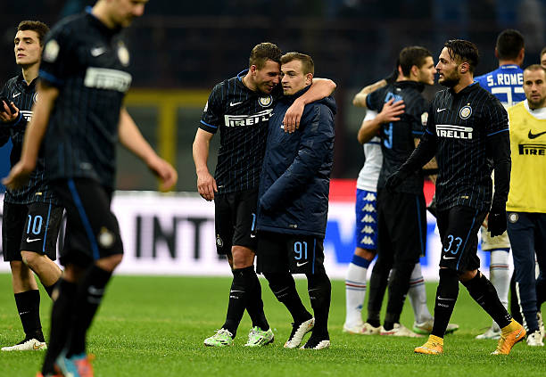 中展现其无 中展现其无