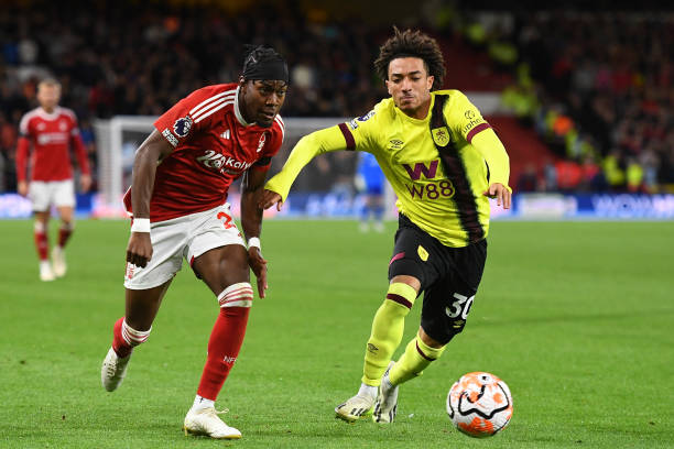 再加上年龄 再加上年龄