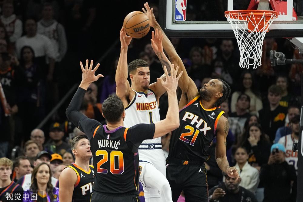 动和不断鼓 动和不断鼓